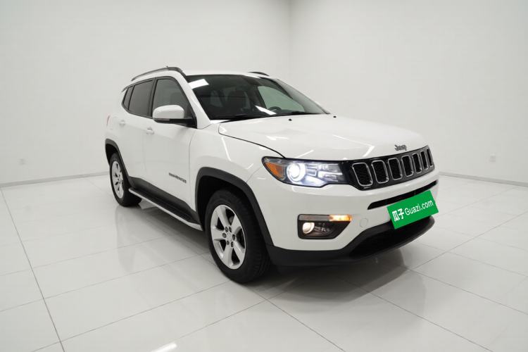 Used Jeep Compass 2017 200T Automatic Family Edition Front Right 45 Deg