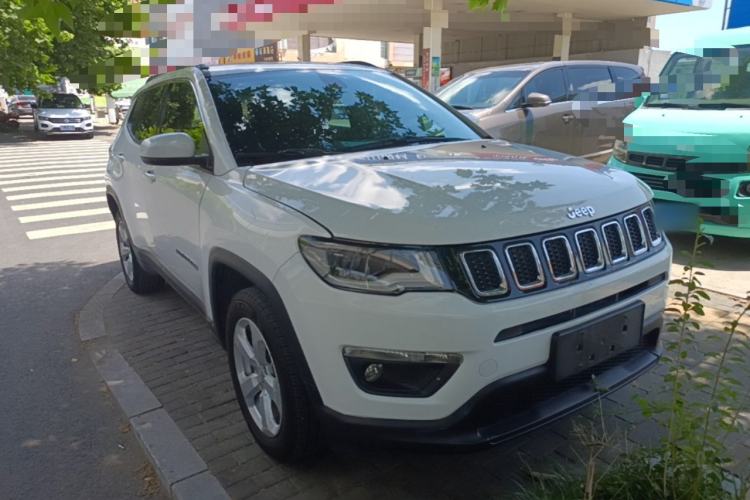 Used Jeep Compass 2017 200T Automatic Family Edition Front Right 45 Deg