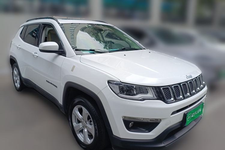 Used Jeep Compass 2017 200T Automatic Family Edition Front Right 45 Deg
