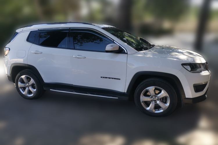 Used Jeep Compass 2017 200T Automatic Family Edition Front Right 45 Deg