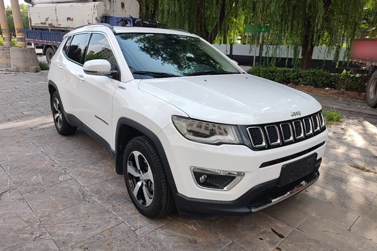 Used Jeep Compass 2017 200T Automatic Family Edition Front Right 45 Deg