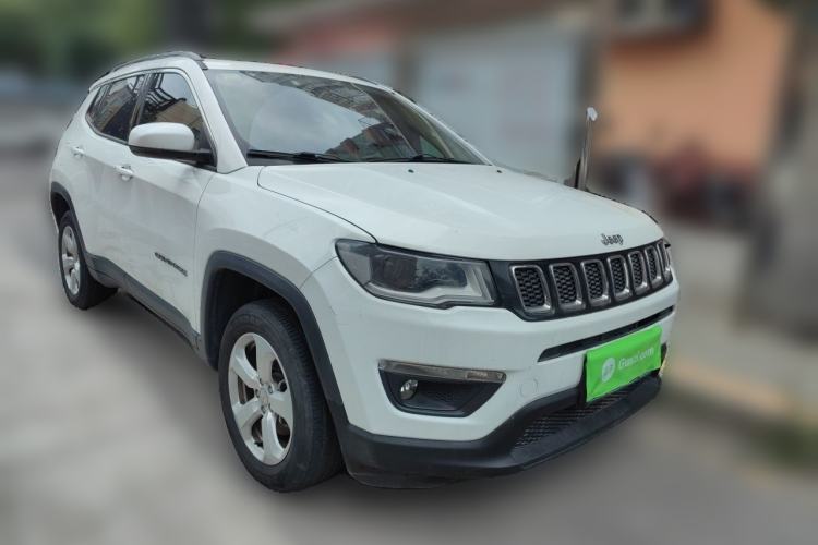Used Jeep Compass 2017 200T Automatic Family Enjoyment Four-Wheel Drive Edition Front Right 45 Deg