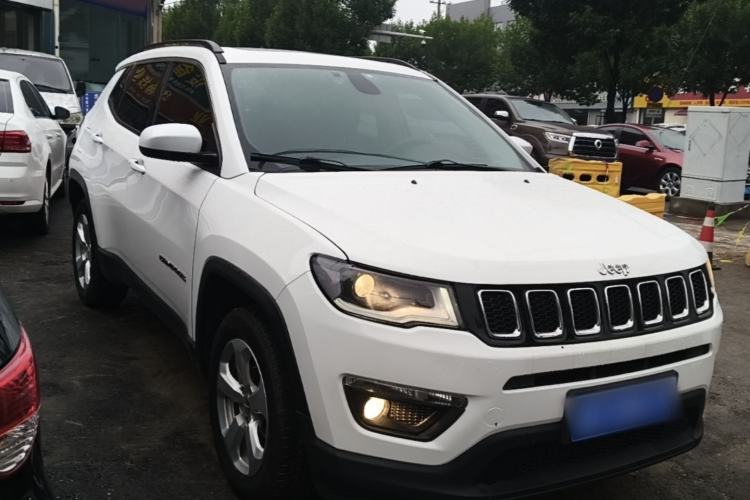 Used Jeep Compass 2017 200T Automatic Family Edition Front Right 45 Deg