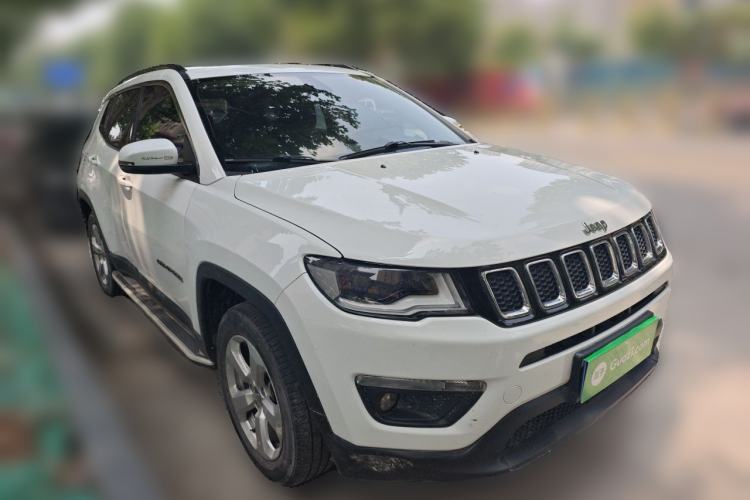 Used Jeep Compass 2017 200T Automatic Family Edition Front Right 45 Deg