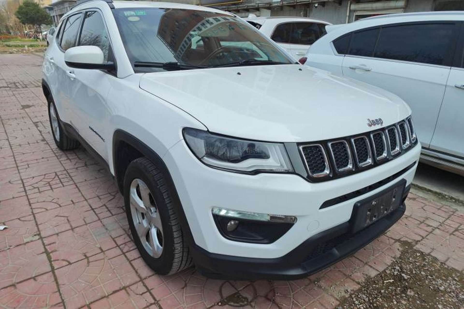 Used Jeep Compass 2017 200T Automatic Family Edition Front Right 45 Deg