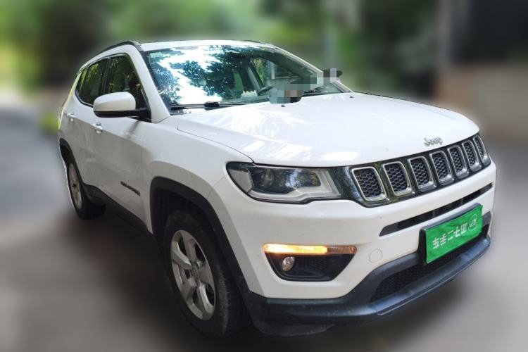 Used Jeep Compass 2017 200T Automatic Family Edition Front Right 45 Deg