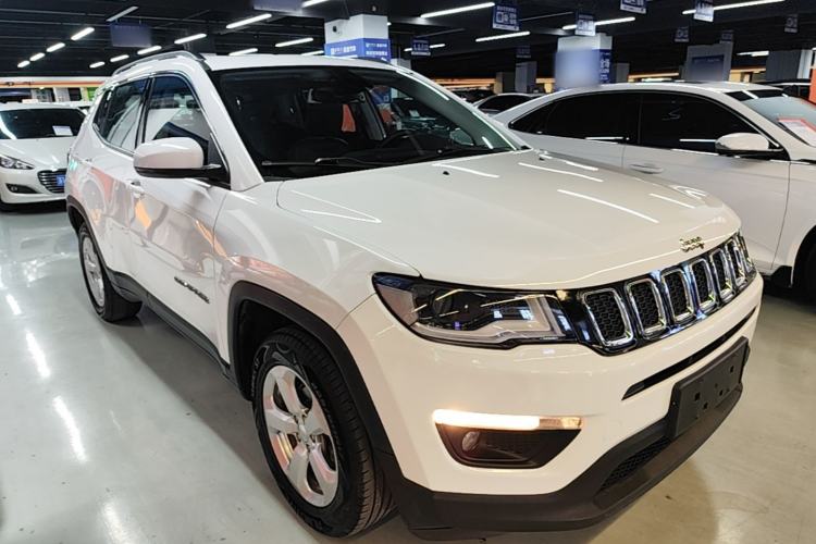 Used Jeep Compass 2017 200T Automatic Family Edition Front Right 45 Deg