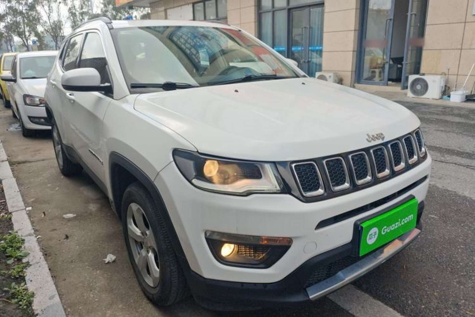 Used Jeep Compass 2017 200T Automatic Family Edition Front Right 45 Deg