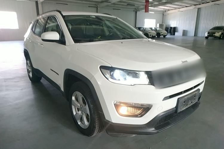Used Jeep Compass 2017 200T Automatic Family Edition Front Right 45 Deg