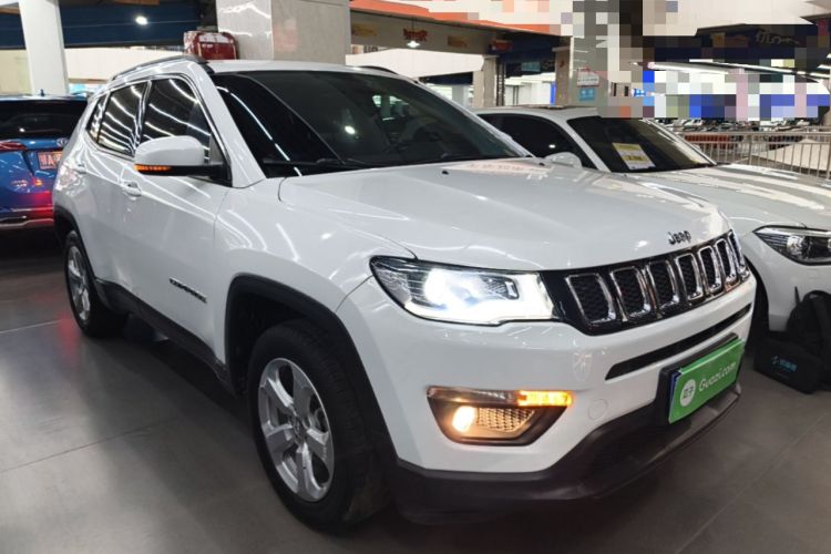 Used Jeep Compass 2017 200T Automatic Family Edition Front Right 45 Deg