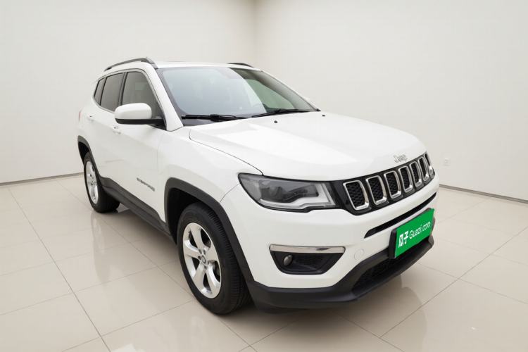 Used Jeep Compass 2017 200T Automatic Family Edition Front Right 45 Deg