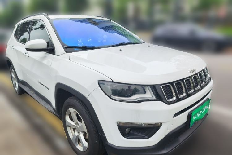 Used Jeep Compass 2017 200T Automatic Family Edition Front Right 45 Deg