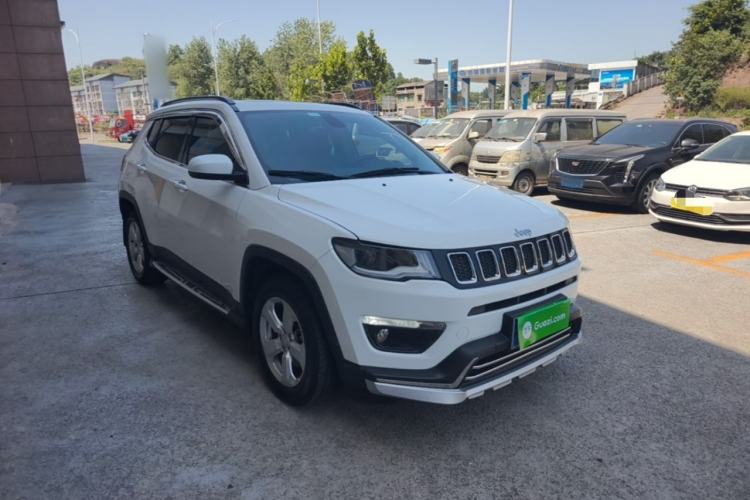Used Jeep Compass 2017 200T Automatic Family Edition Front Right 45 Deg