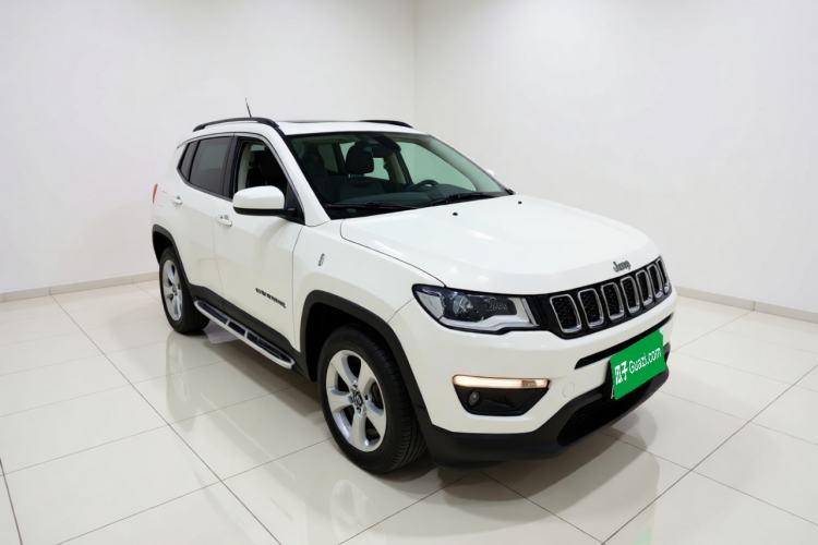 Used Jeep Compass 2017 200T Automatic Family Edition Front Right 45 Deg