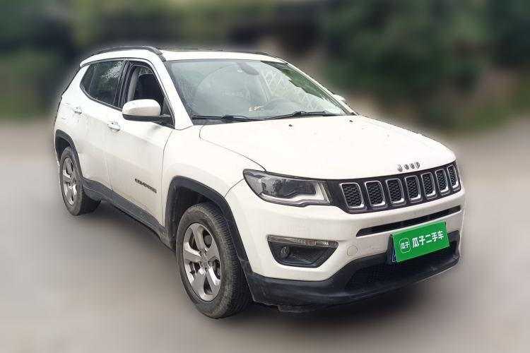 Used Jeep Compass 2017 200T Automatic Family Edition Front Right 45 Deg