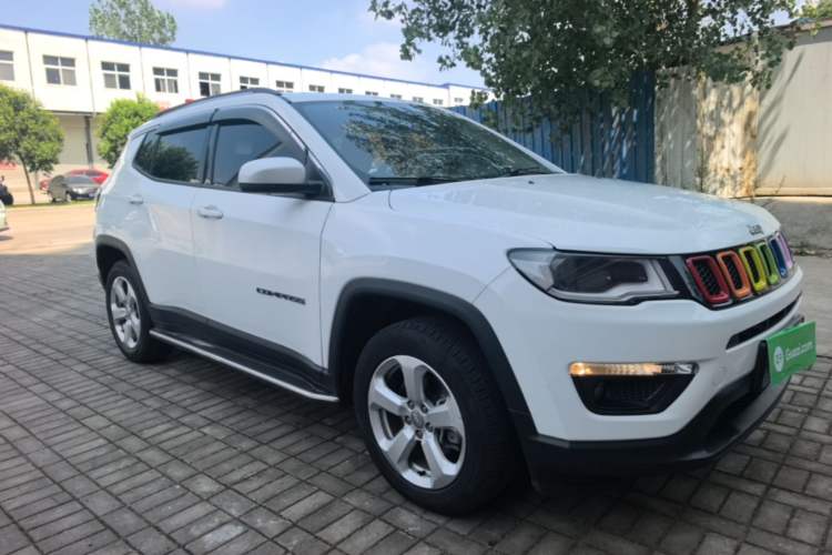 Used Jeep Compass 2017 200T Automatic Family Edition Front Right 45 Deg