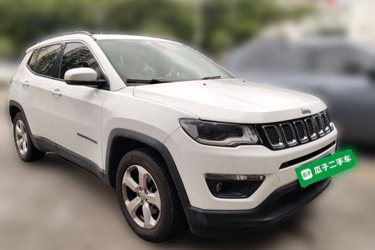 Used Jeep Compass 2017 200T Automatic Family Edition Front Right 45 Deg