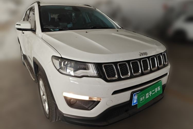 Used Jeep Compass 2017 200T Automatic Family Edition Front Right 45 Deg