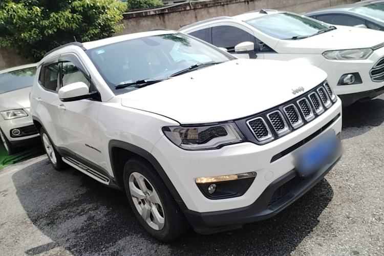 Used Jeep Compass 2017 200T Automatic Family Edition Front Right 45 Deg