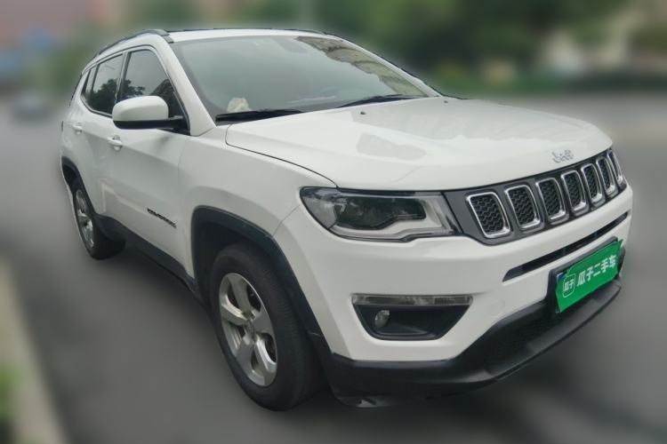 Used Jeep Compass 2017 200T Automatic Family Edition Front Right 45 Deg
