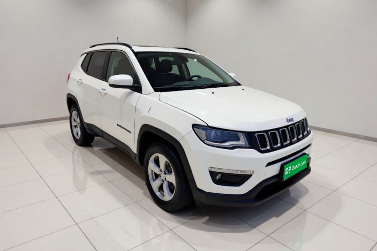Used Jeep Compass 2017 200T Automatic Family Edition Front Right 45 Deg