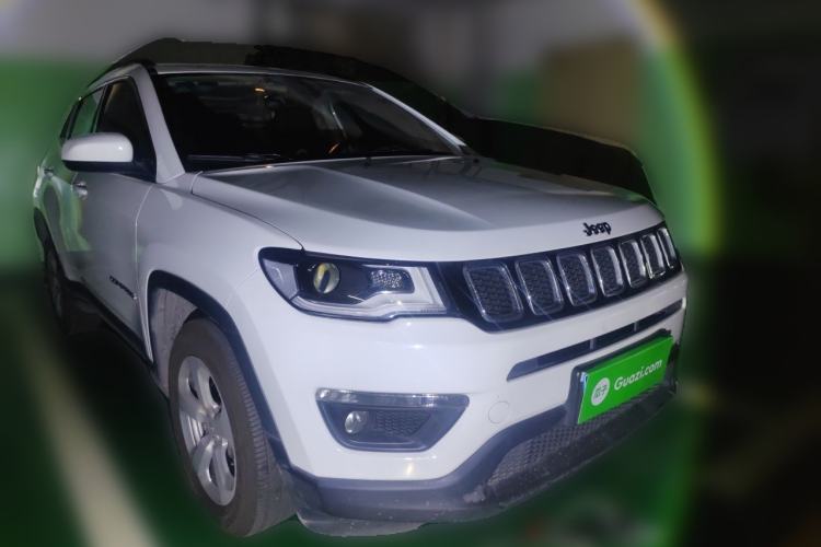 Used Jeep Compass 2017 200T Automatic Family Edition Front Right 45 Deg