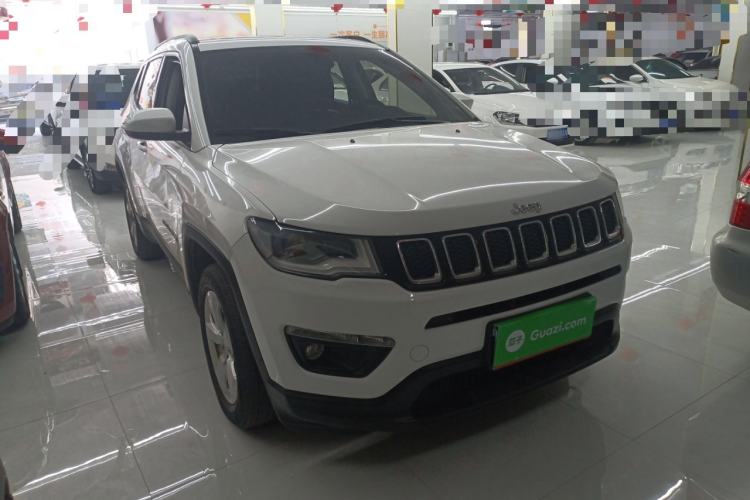 Used Jeep Compass 2017 200T Automatic Family Edition Front Right 45 Deg
