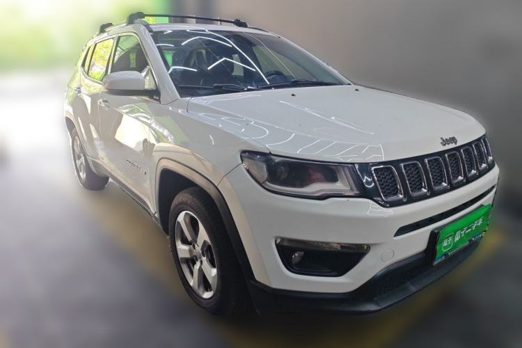 Used Jeep Compass 2017 200T Automatic Family Edition Front Right 45 Deg