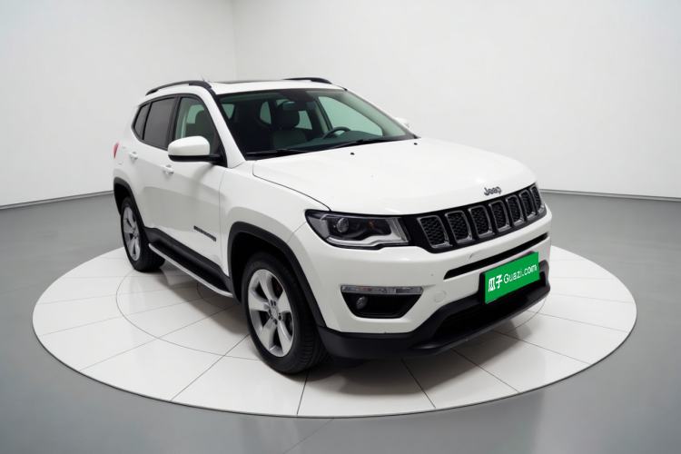 Used Jeep Compass 2017 200T Automatic Family Edition Front Right 45 Deg