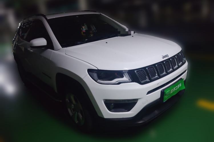 Used Jeep Compass 2017 200T Automatic Family Edition Front Right 45 Deg