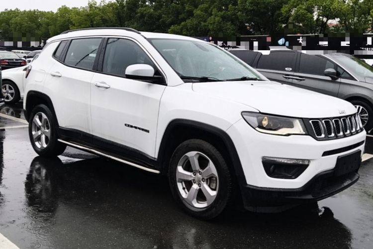 Used Jeep Compass 2017 200T Automatic Family Edition Front Right 45 Deg