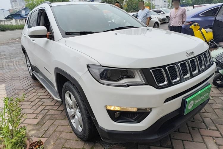 Used Jeep Compass 2017 200T Automatic Family Edition Front Right 45 Deg