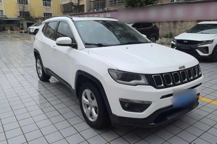 Used Jeep Compass 2017 200T Automatic Family Edition Front Right 45 Deg