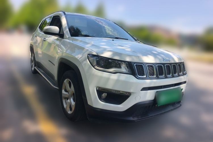 Used Jeep Compass 2017 200T Automatic Family Edition Front Right 45 Deg