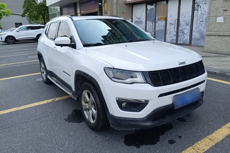 Used Jeep Compass 2017 200T Automatic Enjoyment Version Front Right 45 Deg