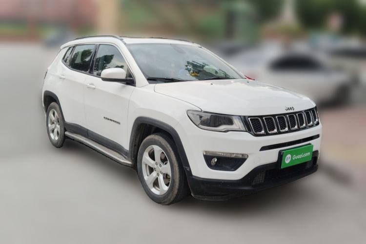 Used Jeep Compass 2017 200T Automatic Family Edition Front Right 45 Deg