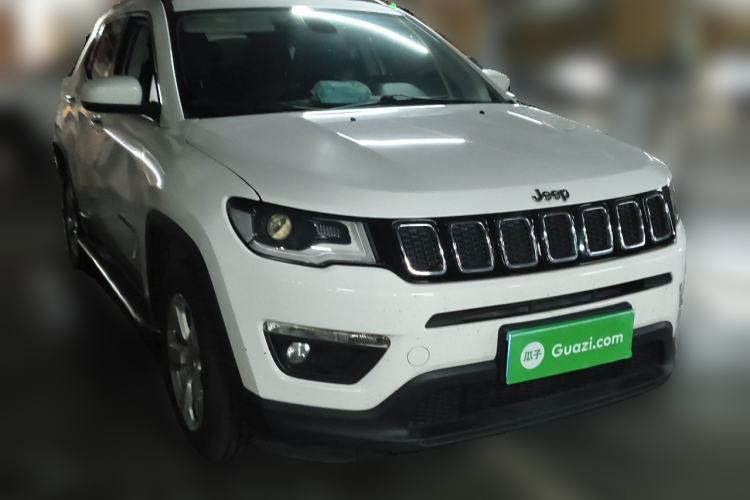 Used Jeep Compass 2017 200T Automatic Family Enjoyment Four-Wheel Drive Edition Front Right 45 Deg