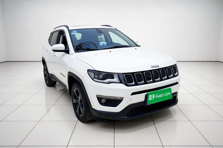 Used Jeep Compass 2017 200T Automatic Family Edition Front Right 45 Deg