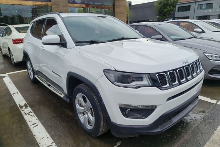 Used Jeep Compass 2017 200T Automatic Family Edition Front Right 45 Deg