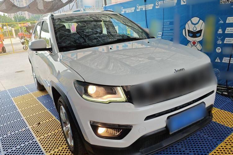 Used Jeep Compass 2017 200T Automatic Family Edition Front Right 45 Deg