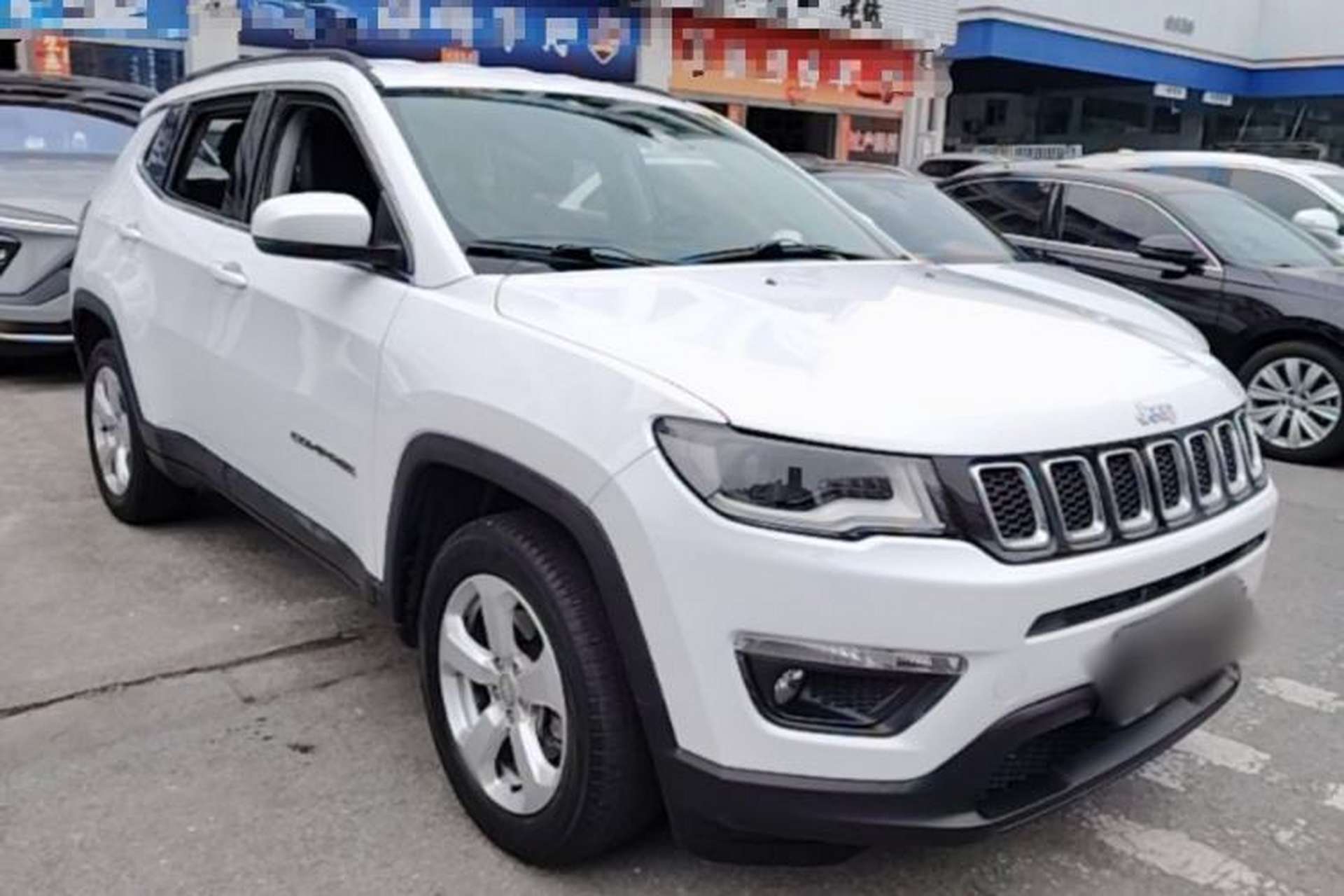 Used Jeep Compass 2017 200T Automatic Comfort Edition Front Right 45 Deg