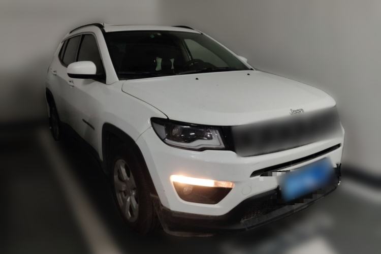 Used Jeep Compass 2017 200T Automatic Family Edition Front Right 45 Deg