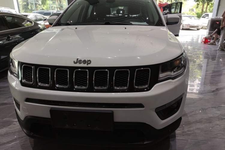 Used Jeep Compass 2017 200T Automatic Family Edition Front
