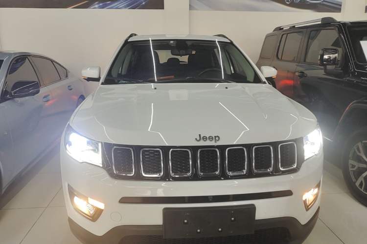 Used Jeep Compass 2017 200T Automatic Family Enjoyment Four-Wheel Drive Edition Front
