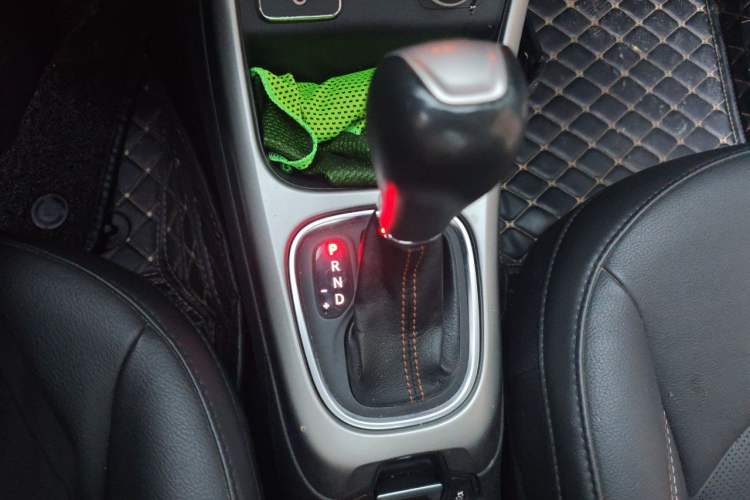 Used Jeep Compass 2017 200T Automatic Family Enjoyment Four-Wheel Drive Edition Gear Lever