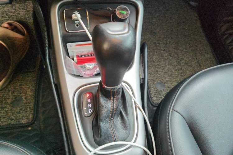 Used Jeep Compass 2017 200T Automatic Enjoyment Version Gear Lever