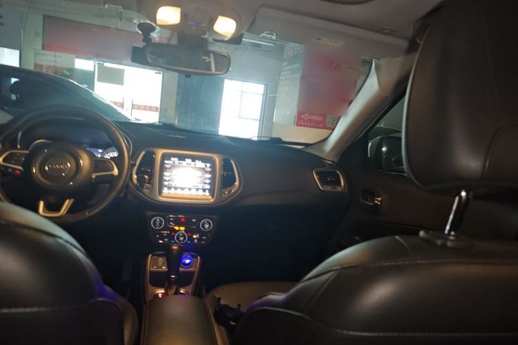 Used Jeep Compass 2017 200T Automatic Family Edition Headliner