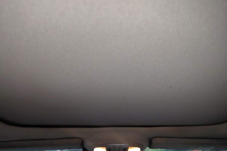 Used Jeep Compass 2017 200T Automatic Family Enjoyment Four-Wheel Drive Edition Headliner