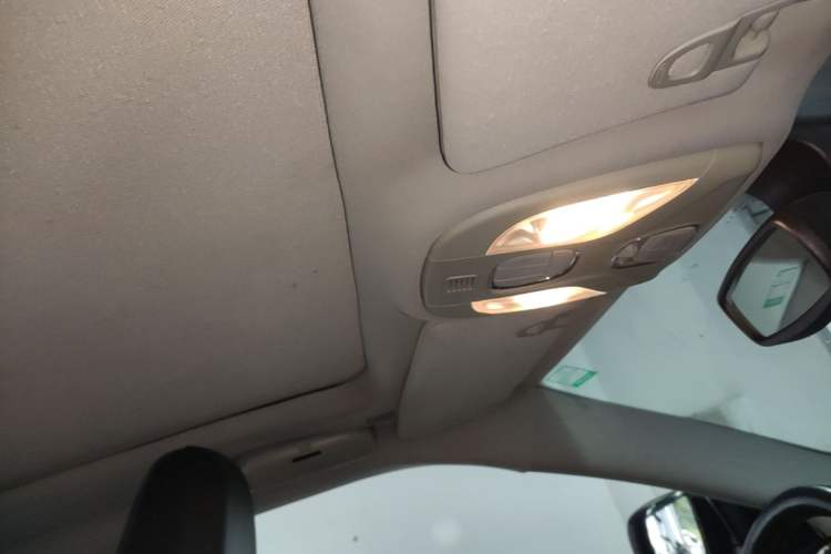 Used Jeep Compass 2017 200T Automatic Family Edition Headliner