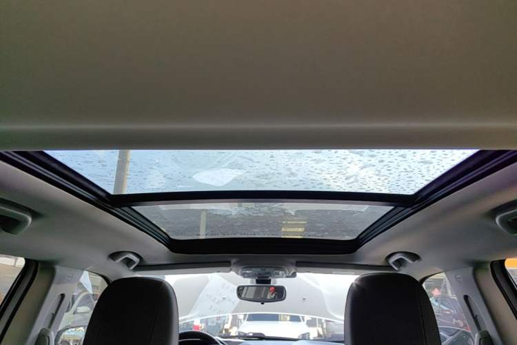 Used Jeep Compass 2017 200T Automatic Family Edition Headliner